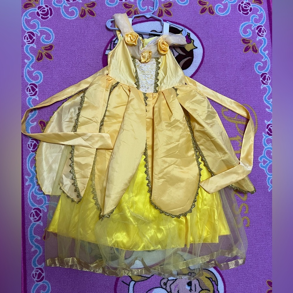 Disney Belle Beauty and the Beast kids dress size 120 (US size 5 per Amazon)